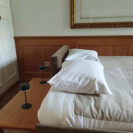 Avec Jardin A アパート