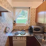 Avec Jardin A 크란스몬타나